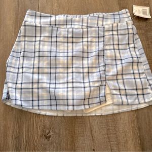 NWOT womens medium plaid mini skort